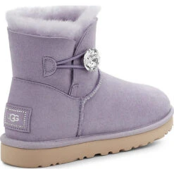 Ugg W Mini Bailey Button Bling Winterstiefeletten - Grau 9 Ugg W Mini Bailey Button Bling Winterstiefeletten - Grau -Schuh Rabatt Geschäft 26293372 05